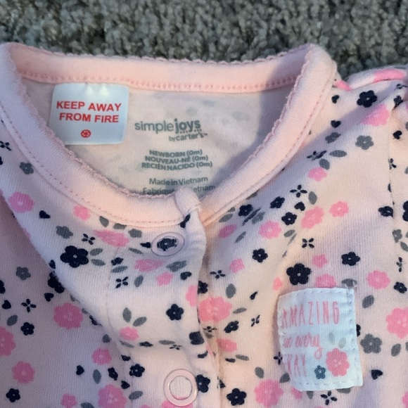 Simple Joys Pink Floral Button Sleeper Newborn EUC - Picture 2 of 5